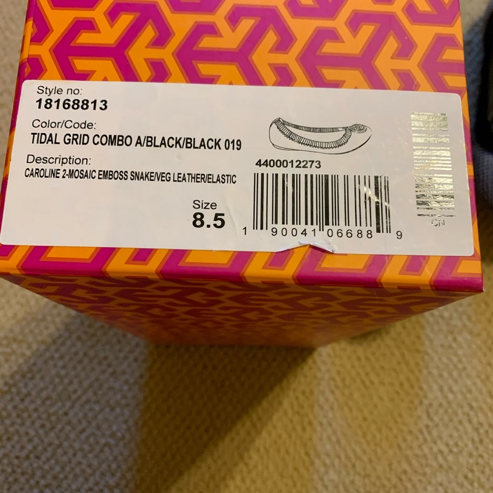 Women’s shoes